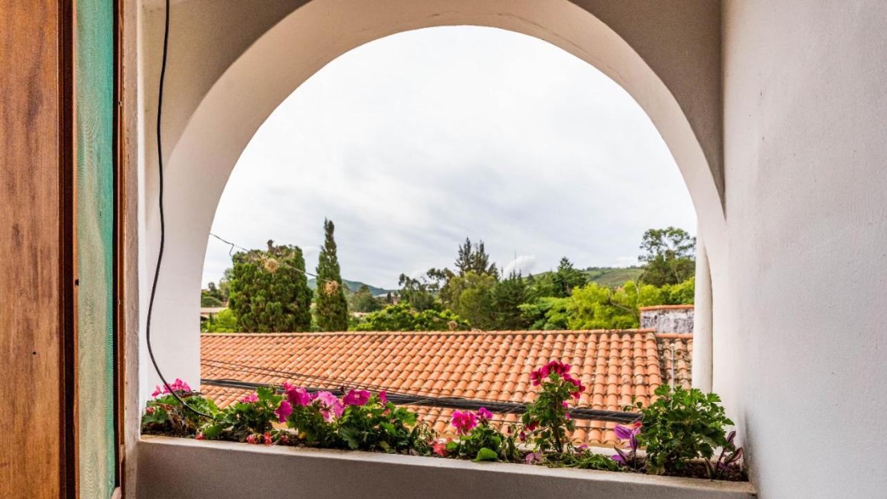 Hotel Casablanca Samaipata Bagian luar foto