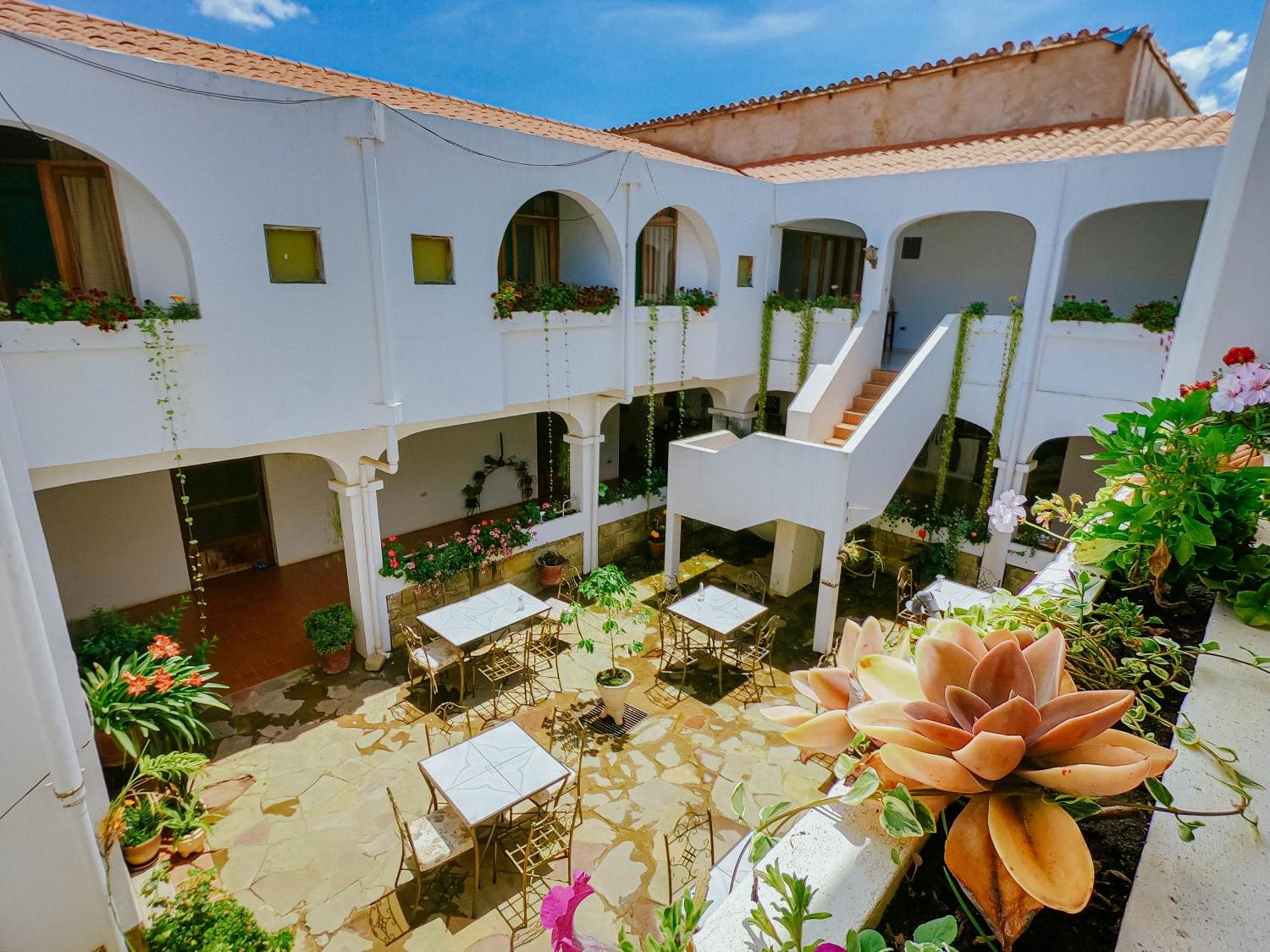 Hotel Casablanca Samaipata Bagian luar foto