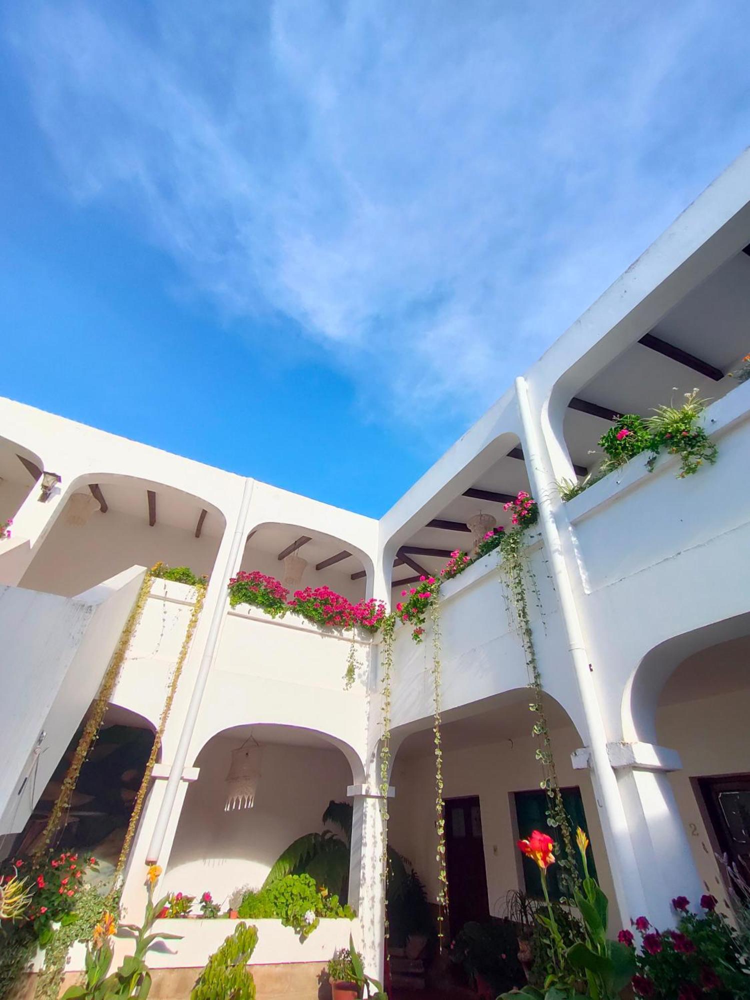 Hotel Casablanca Samaipata Bagian luar foto