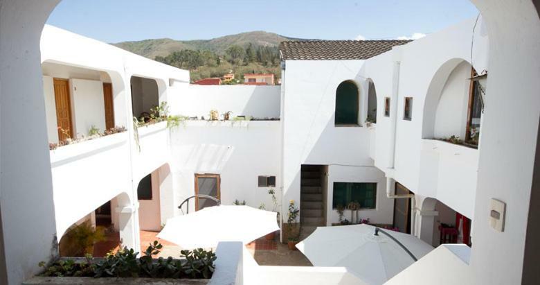 Hotel Casablanca Samaipata Bagian luar foto